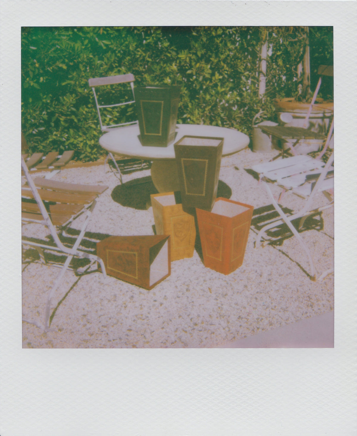 Florentine Wastebasket - Cherry