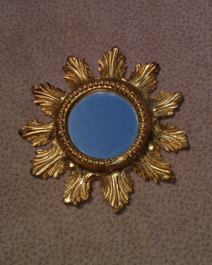 Sole Mirror