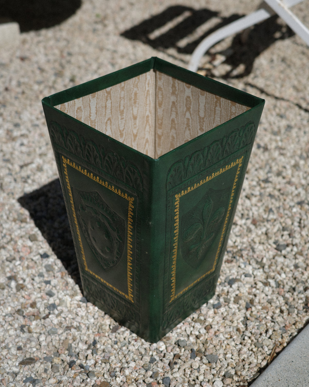 Florentine Wastebasket - Verde
