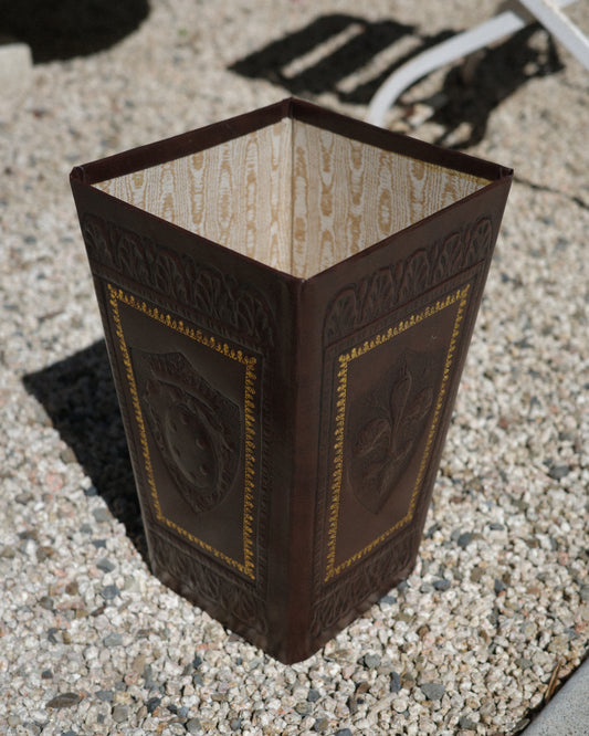 Florentine Wastebasket - Marrone